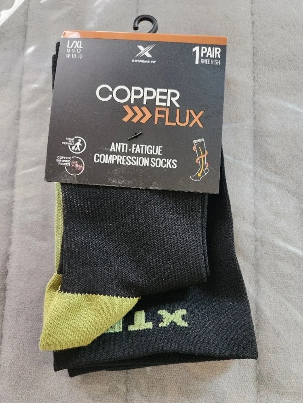 Men’s Anti-Fatigue Compression Knee High Socks - Black with Olive Accents